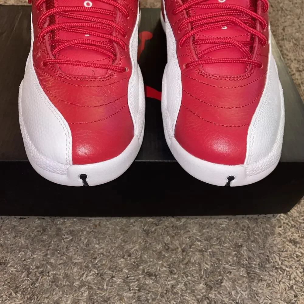 Air Jordan 12 Retro High Gym Red/white Size 10